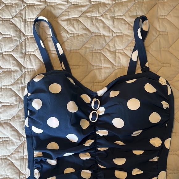 Polka dot bathing suit - Picture 2 of 3